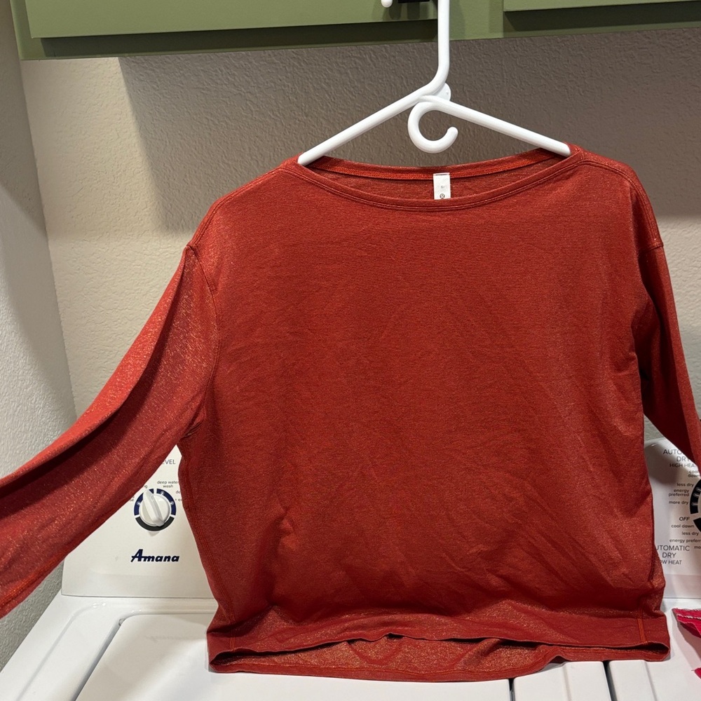 Lululemon special edition sparkle rust top